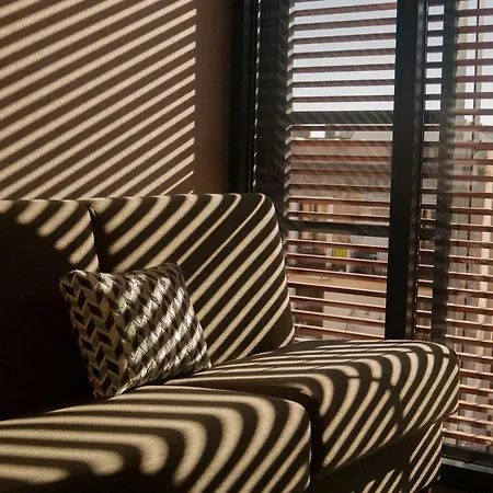 Отель Raval House