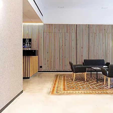 Raval House Hotel