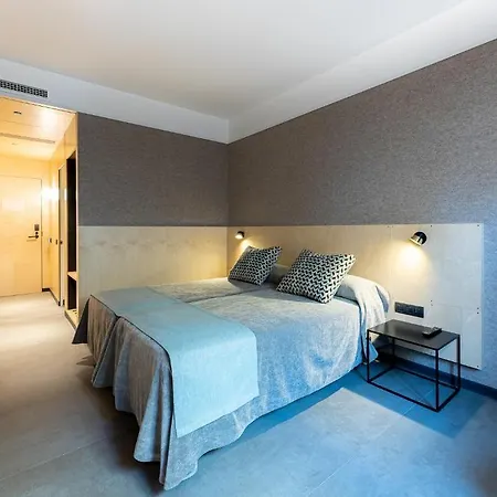 호텔 Raval House