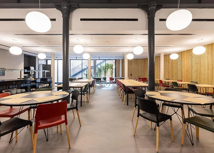 Raval House Hotel